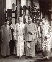 1954年9月毛泽东会见西藏宗教领袖达赖喇嘛•丹增嘉措、班禅额尔德尼•确吉坚赞